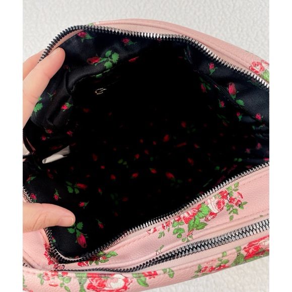 (NWOT) BETSEY JOHNSON • Pink/Multi Floral Print Faux Leather XL Cosmetic Bag - Picture 9 of 16